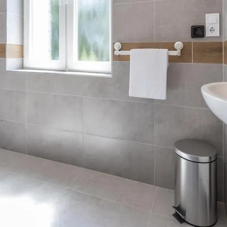 Panzio 81 Bed and Breakfast